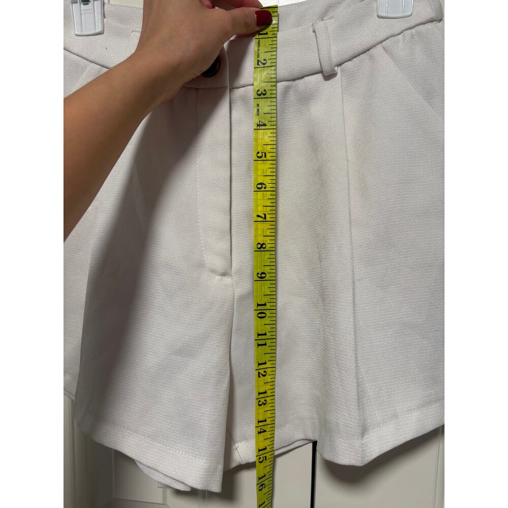 SHEIN White High Waist Flared Shorts S - Picture 3 of 6